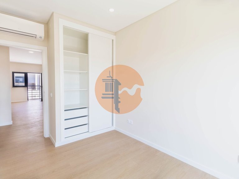 Apartment for Sale in Moncarapacho, Olhão, Portugal 22