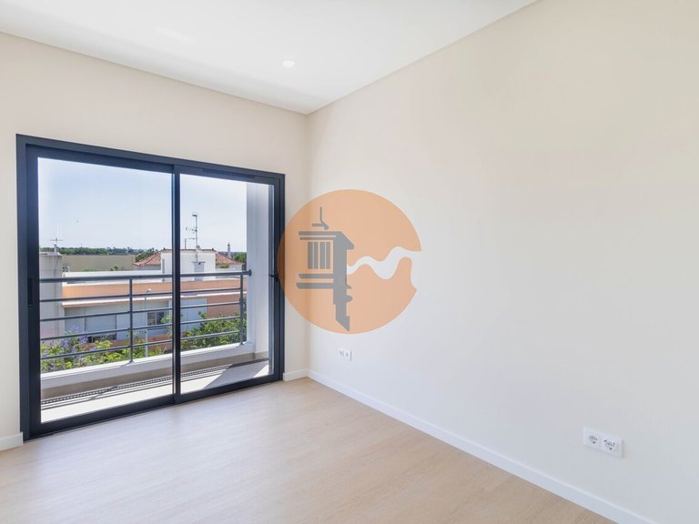 Apartment for Sale in Moncarapacho, Olhão, Portugal 23