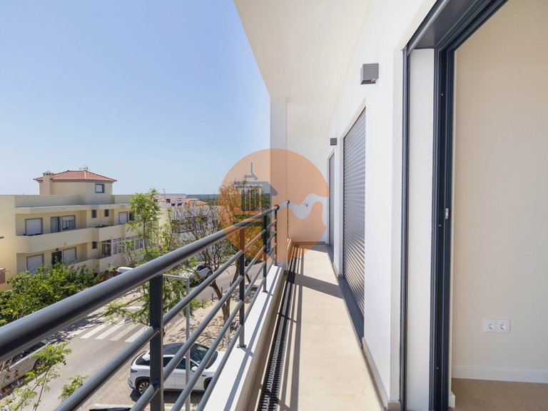 Apartment for Sale in Moncarapacho, Olhão, Portugal 35