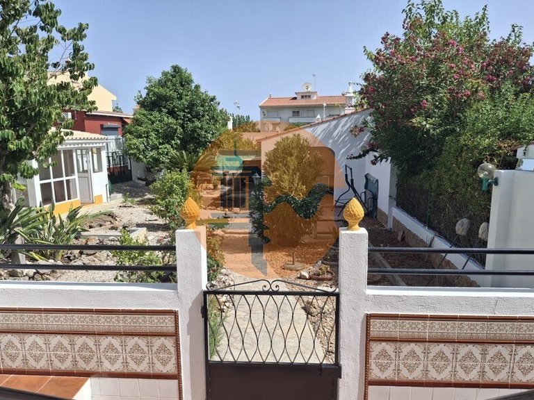 Villa for Sale in São Brás De Alportel, São Brás De Alportel, Portugal 1