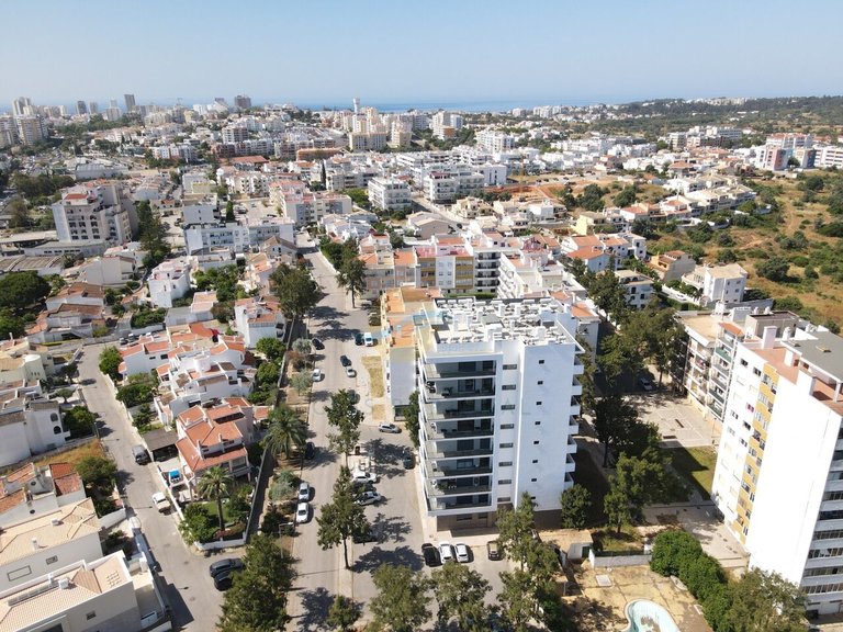 Apartment for Sale in Portimão, Portimão, Portugal 3