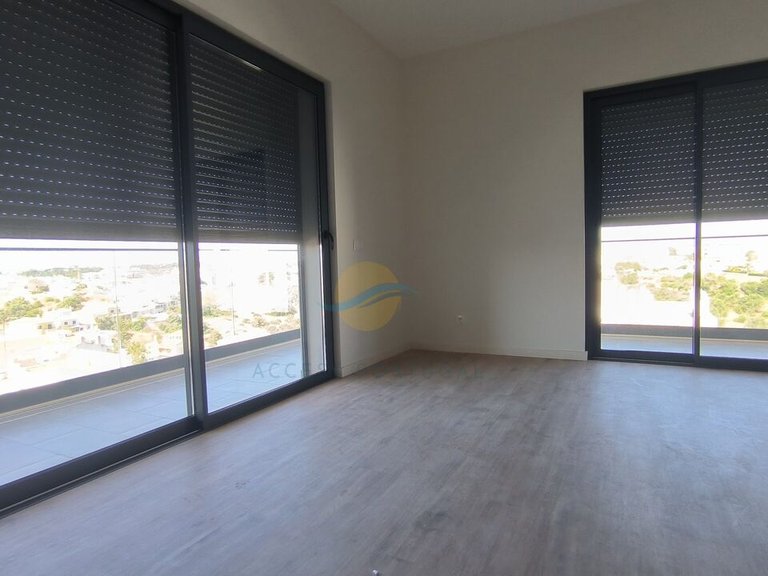 Apartment for Sale in Portimão, Portimão, Portugal 12