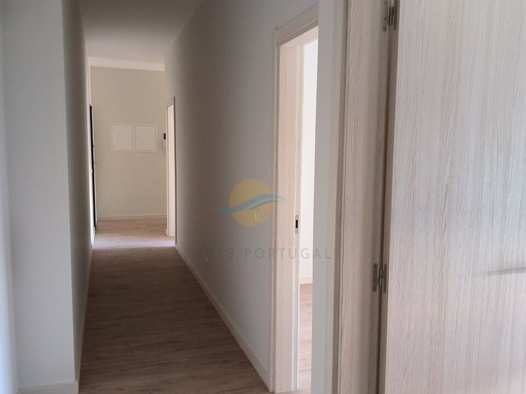 Apartment for Sale in Portimão, Portimão, Portugal 13