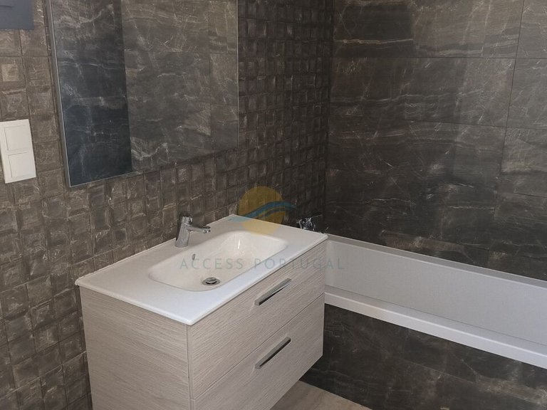 Apartment for Sale in Portimão, Portimão, Portugal 17