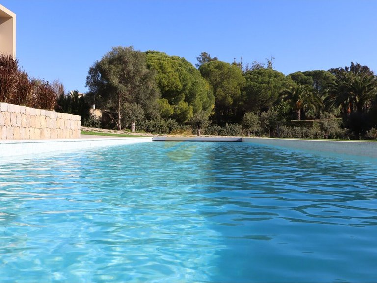 Villa for Sale in União Das Freguesias De Lagoa E Carvoeiro, Lagoa (algarve), Portugal 37