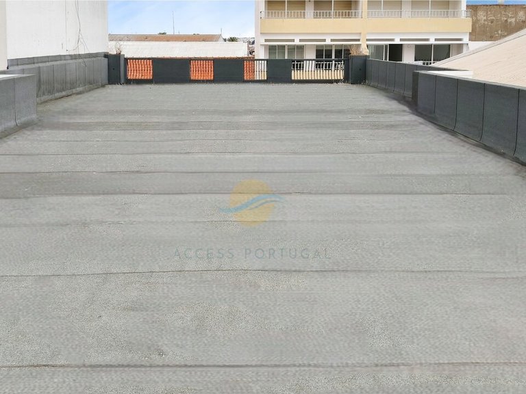 Villa for Sale in Portimão, Portimão, Portugal 26