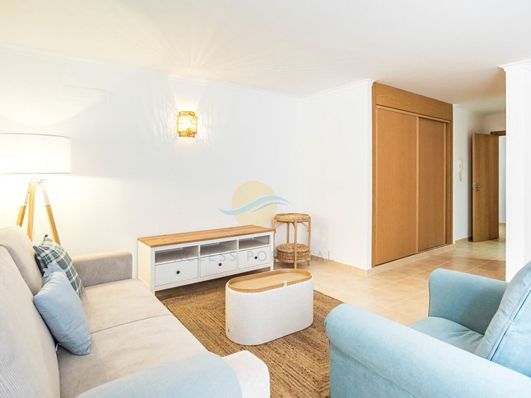 Villa for Sale in União Das Freguesias De Lagoa E Carvoeiro, Lagoa (algarve), Portugal 19