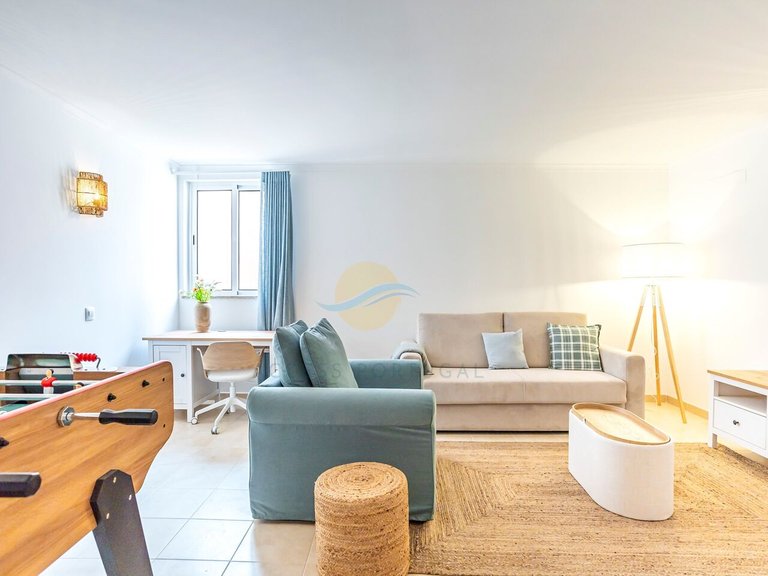 Villa for Sale in União Das Freguesias De Lagoa E Carvoeiro, Lagoa (algarve), Portugal 18