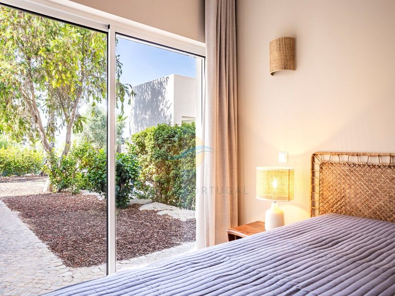 Villa for Sale in União Das Freguesias De Lagoa E Carvoeiro, Lagoa (algarve), Portugal 23