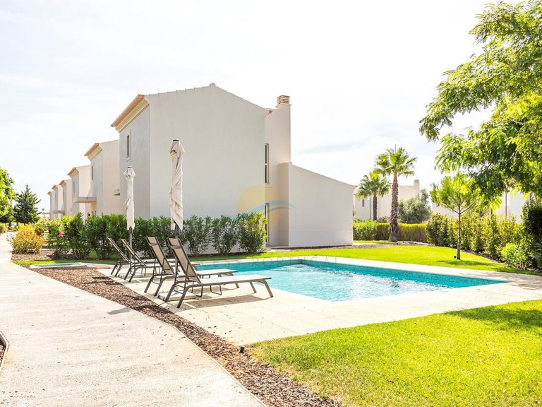 Villa for Sale in União Das Freguesias De Lagoa E Carvoeiro, Lagoa (algarve), Portugal 34