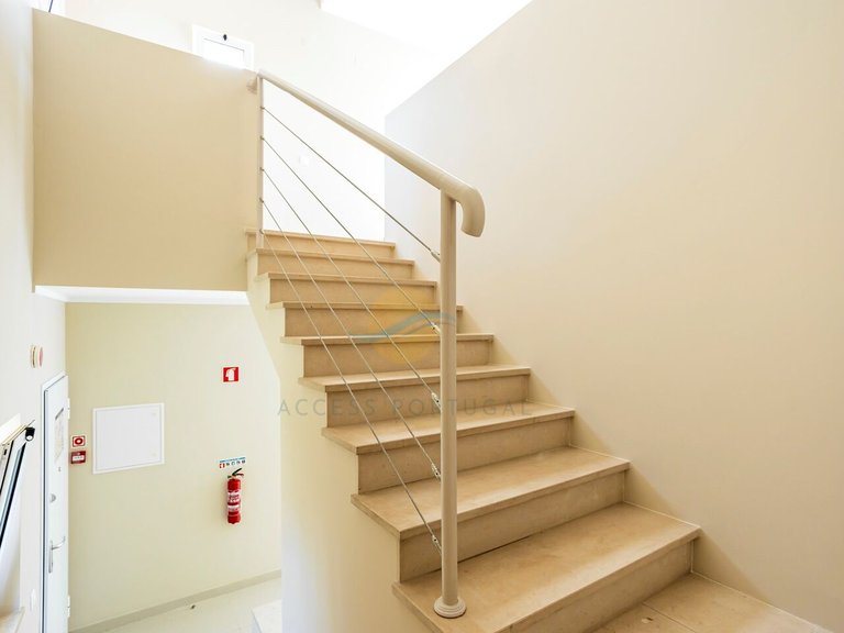 Villa for Sale in União Das Freguesias De Lagoa E Carvoeiro, Lagoa (algarve), Portugal 18