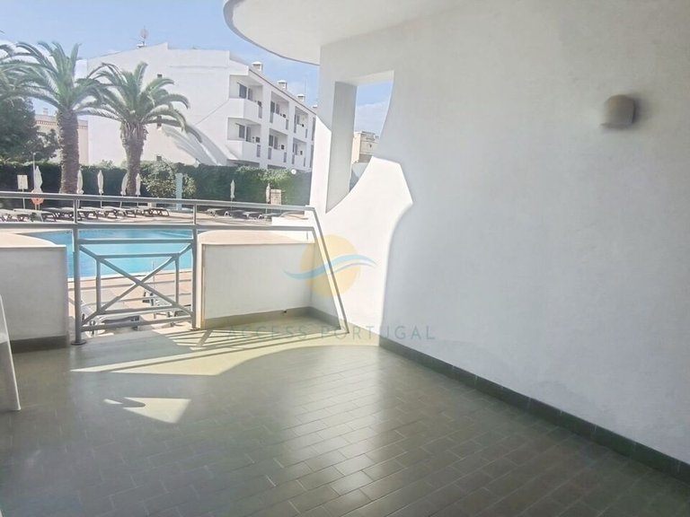 Apartment for Sale in Albufeira E Olhos De Água, Albufeira, Portugal 3