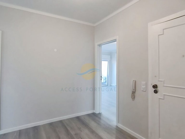 Apartment for Sale in Portimão, Portimão, Portugal 6