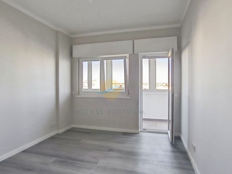 Apartment for Sale in Portimão, Portimão, Portugal 21