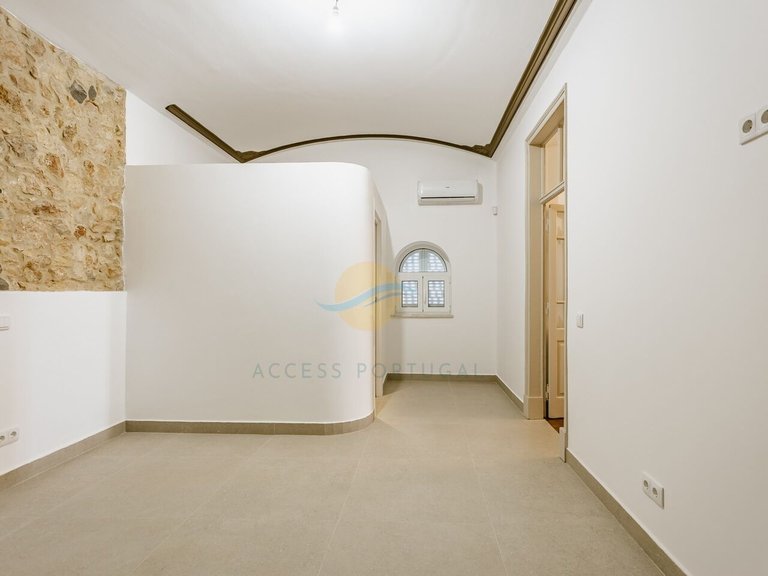 Villa for Sale in Portimão, Portimão, Portugal 25