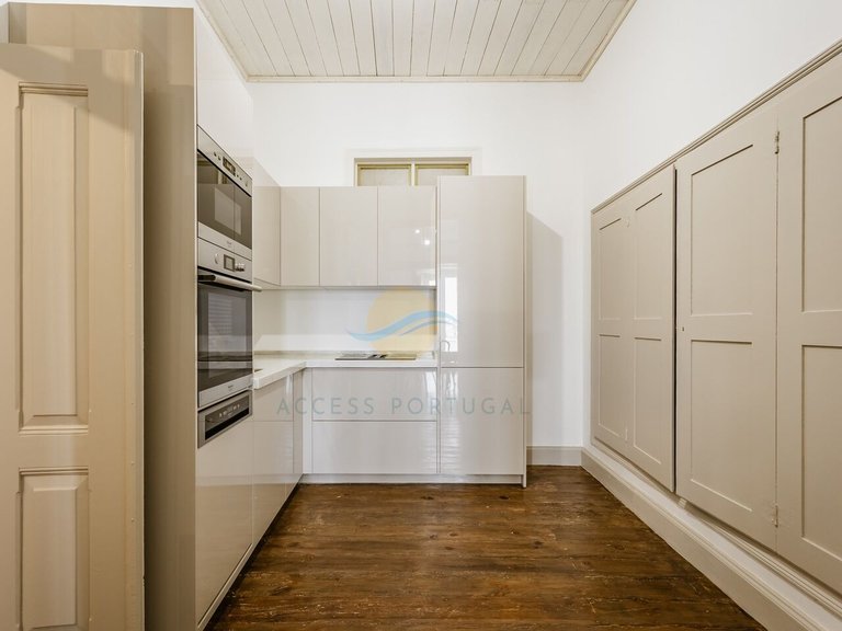 Villa for Sale in Portimão, Portimão, Portugal 14