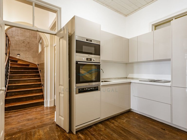 Villa for Sale in Portimão, Portimão, Portugal 15