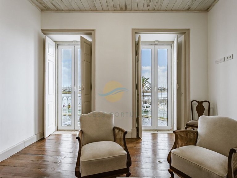 Villa for Sale in Portimão, Portimão, Portugal 18