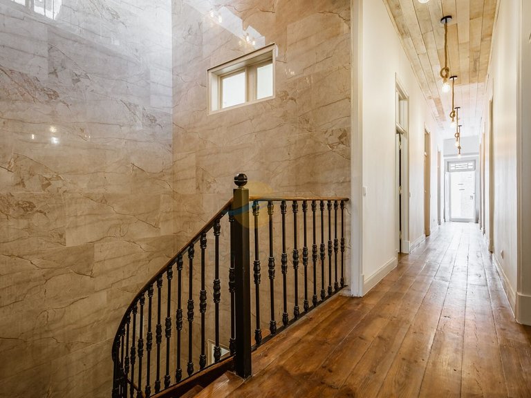 Villa for Sale in Portimão, Portimão, Portugal 12