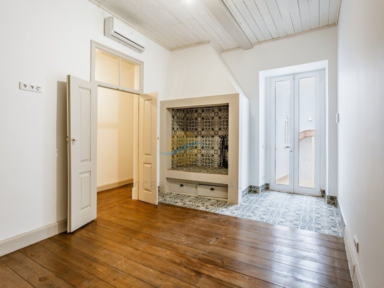 Villa for Sale in Portimão, Portimão, Portugal 21