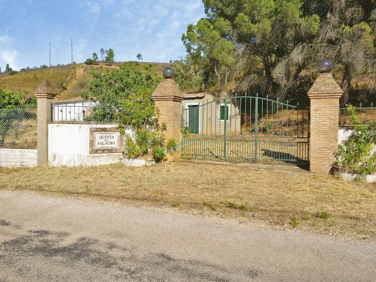 Villa for Sale in Silves, Silves, Portugal 3