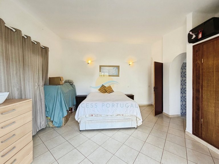 Villa for Sale in São Bartolomeu De Messines, Silves, Portugal 46