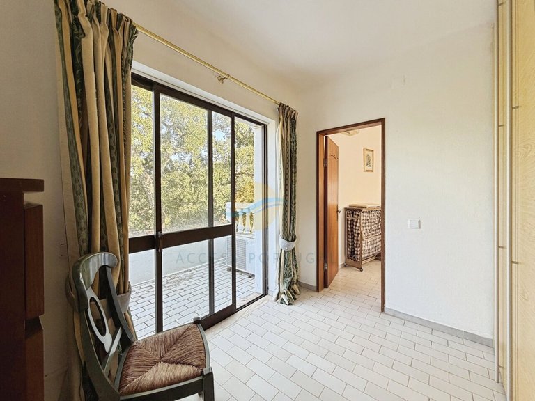 Villa for Sale in São Bartolomeu De Messines, Silves, Portugal 39