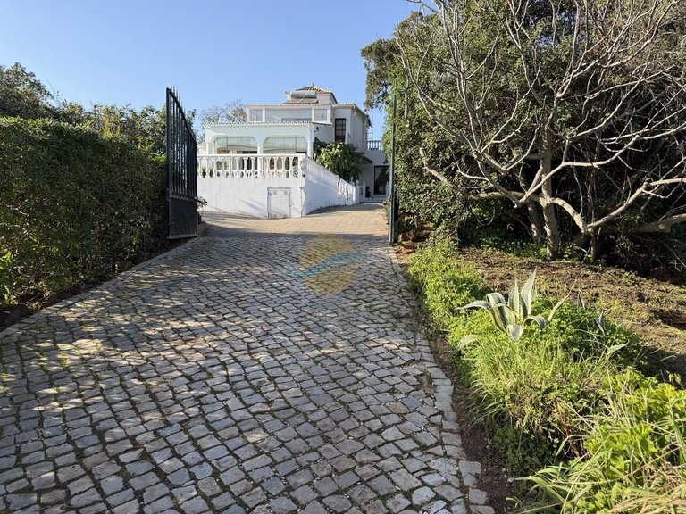 Villa for Sale in São Bartolomeu De Messines, Silves, Portugal 5