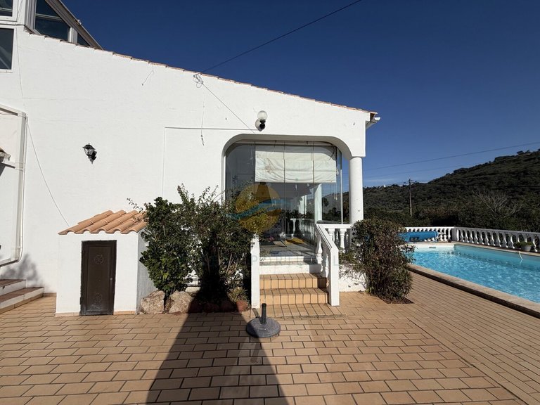 Villa for Sale in São Bartolomeu De Messines, Silves, Portugal 18