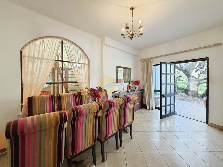 Villa for Sale in São Bartolomeu De Messines, Silves, Portugal 27