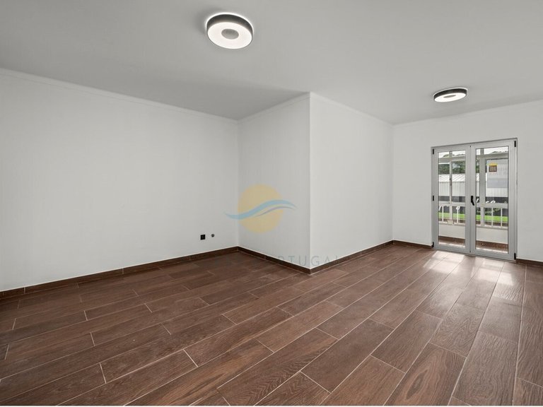 Apartment for Sale in Portimão, Portimão, Portugal 9