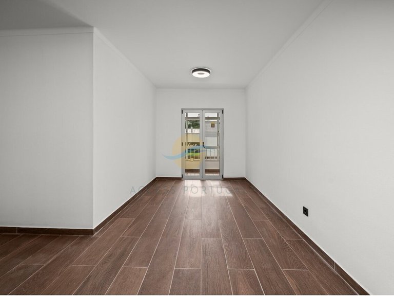 Apartment for Sale in Portimão, Portimão, Portugal 12
