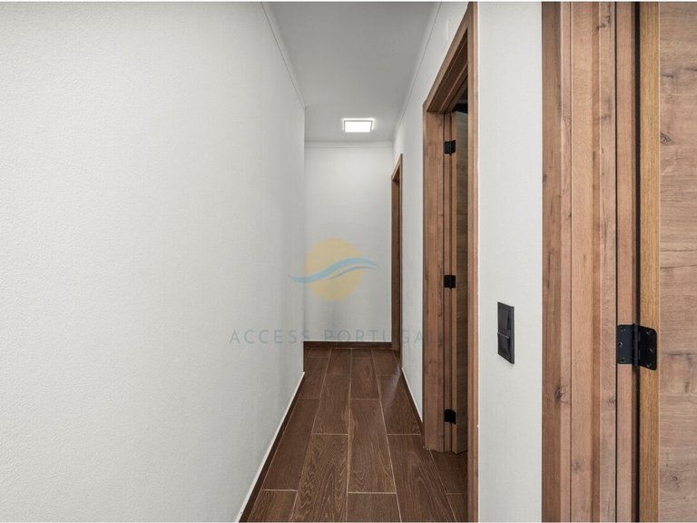 Apartment for Sale in Portimão, Portimão, Portugal 18