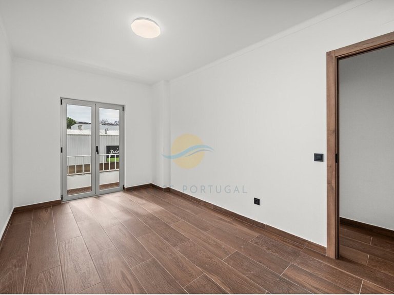 Apartment for Sale in Portimão, Portimão, Portugal 28