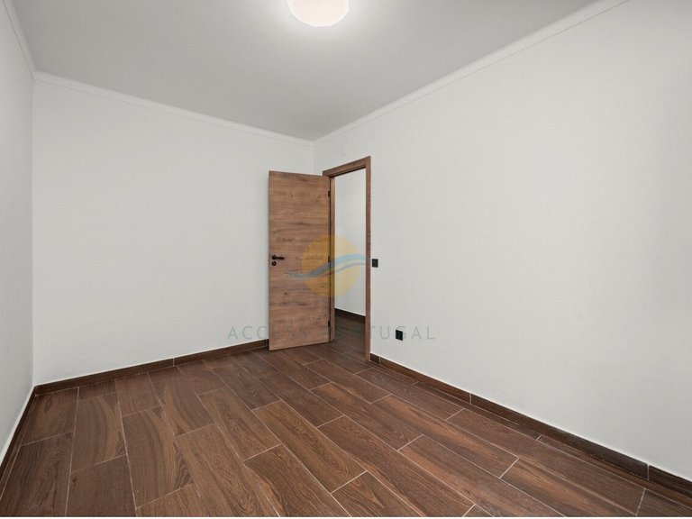 Apartment for Sale in Portimão, Portimão, Portugal 32