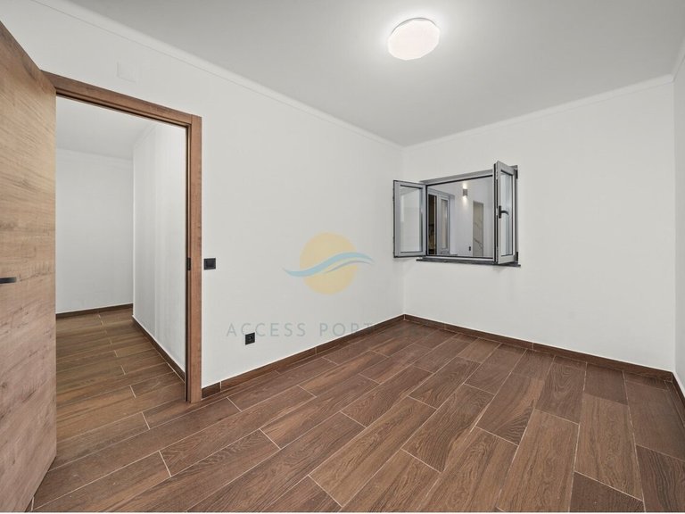 Apartment for Sale in Portimão, Portimão, Portugal 33