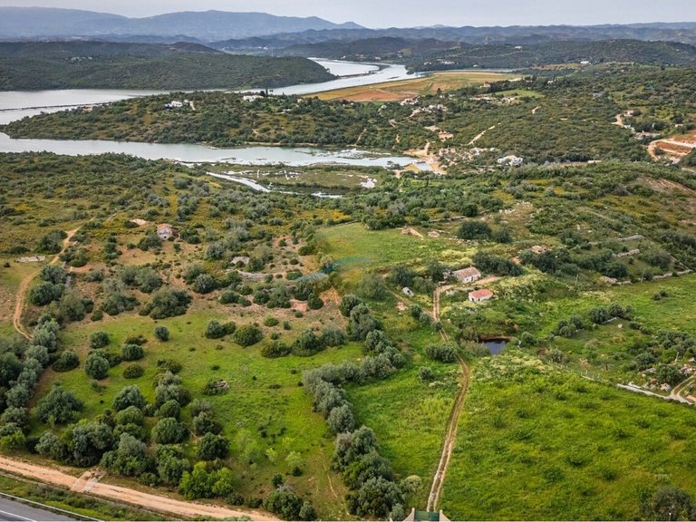 Country House for Sale in União Das Freguesias De Estômbar E Parchal, Lagoa (algarve), Portugal 19