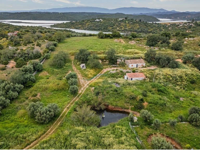 Country House for Sale in União Das Freguesias De Estômbar E Parchal, Lagoa (algarve), Portugal 22