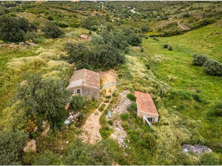 Country House for Sale in União Das Freguesias De Estômbar E Parchal, Lagoa (algarve), Portugal 25