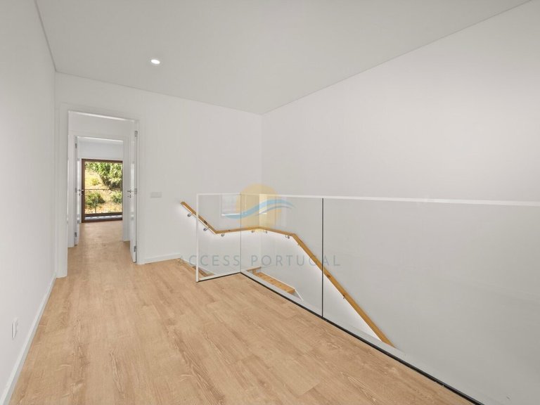 Villa for Sale in Alvor, Portimão, Portugal 34
