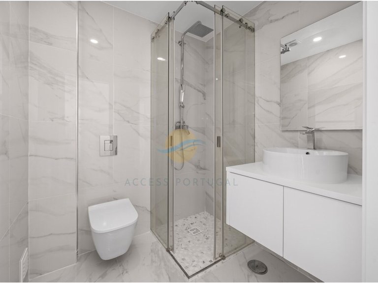 Villa for Sale in Alvor, Portimão, Portugal 41