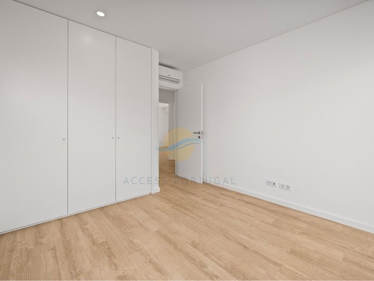 Villa for Sale in Alvor, Portimão, Portugal 37