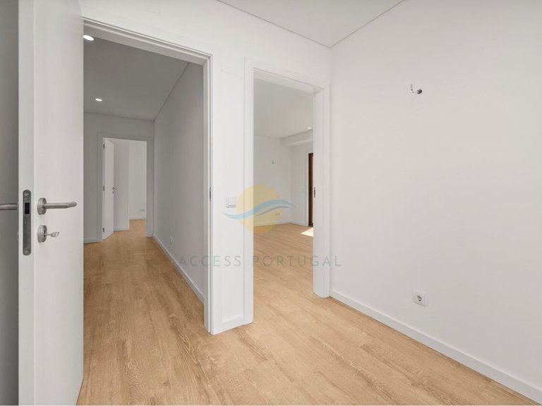 Villa for Sale in Alvor, Portimão, Portugal 39