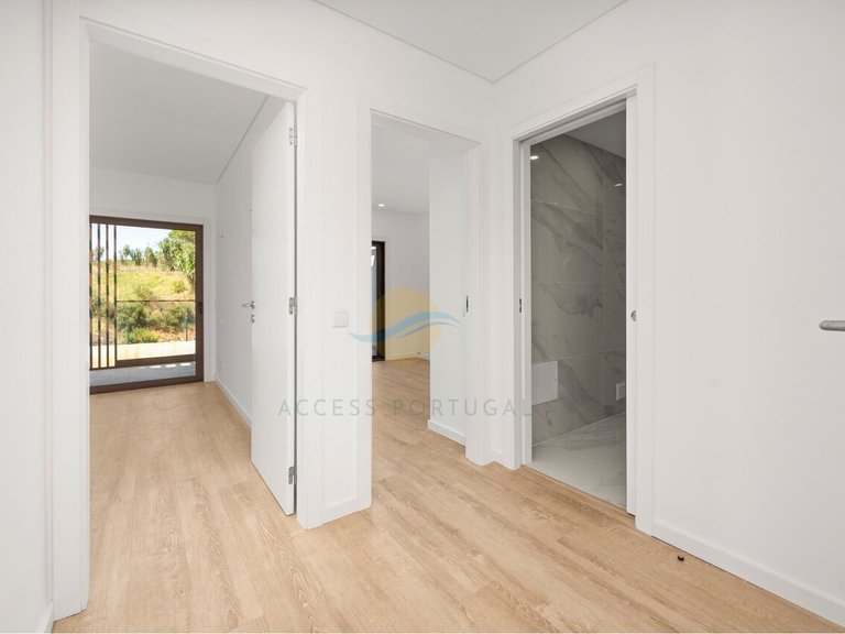 Villa for Sale in Alvor, Portimão, Portugal 40