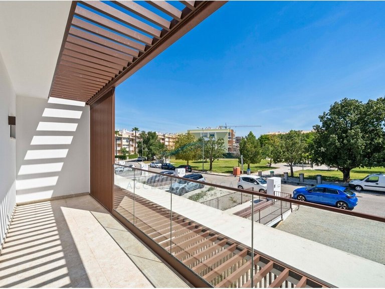 Villa for Sale in Alvor, Portimão, Portugal 29