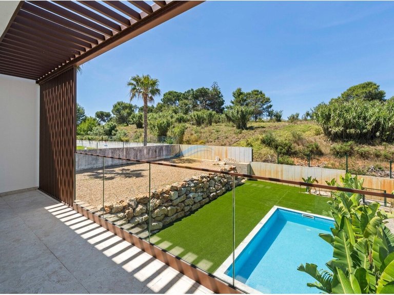 Villa for Sale in Alvor, Portimão, Portugal 49