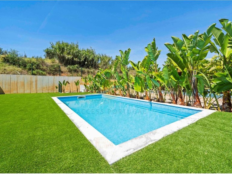 Villa for Sale in Alvor, Portimão, Portugal 11
