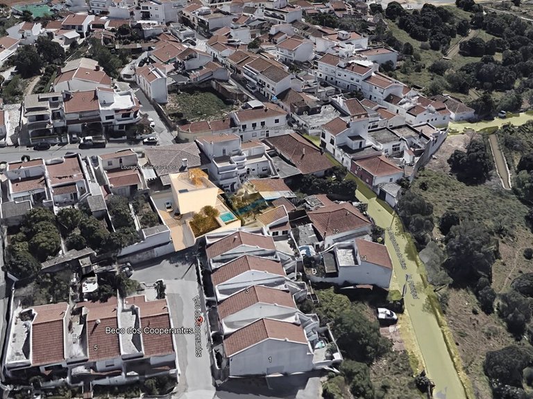 Plot for Sale in Mexilhoeira Grande, Portimão, Portugal 4