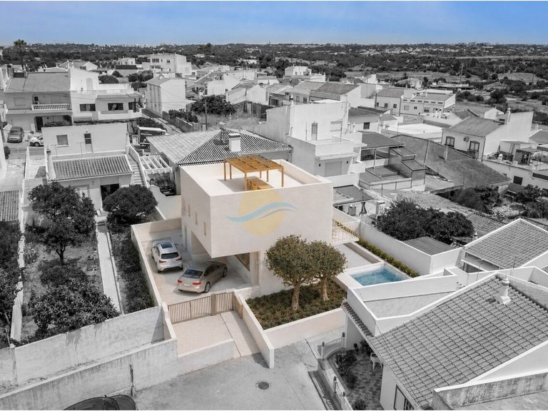 Plot for Sale in Mexilhoeira Grande, Portimão, Portugal 1