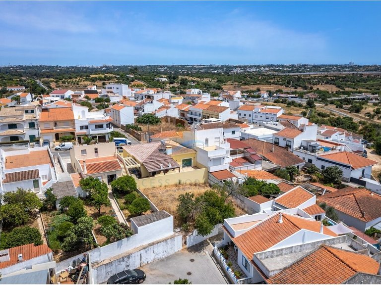 Plot for Sale in Mexilhoeira Grande, Portimão, Portugal 7